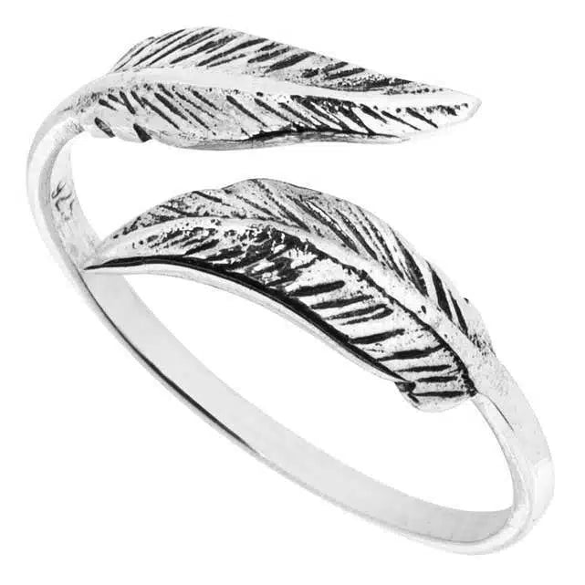 Elegant Silver Feather Ring